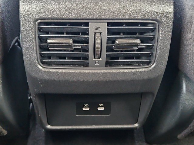 Used 2026 Nissan Rogue SV FWD image 16