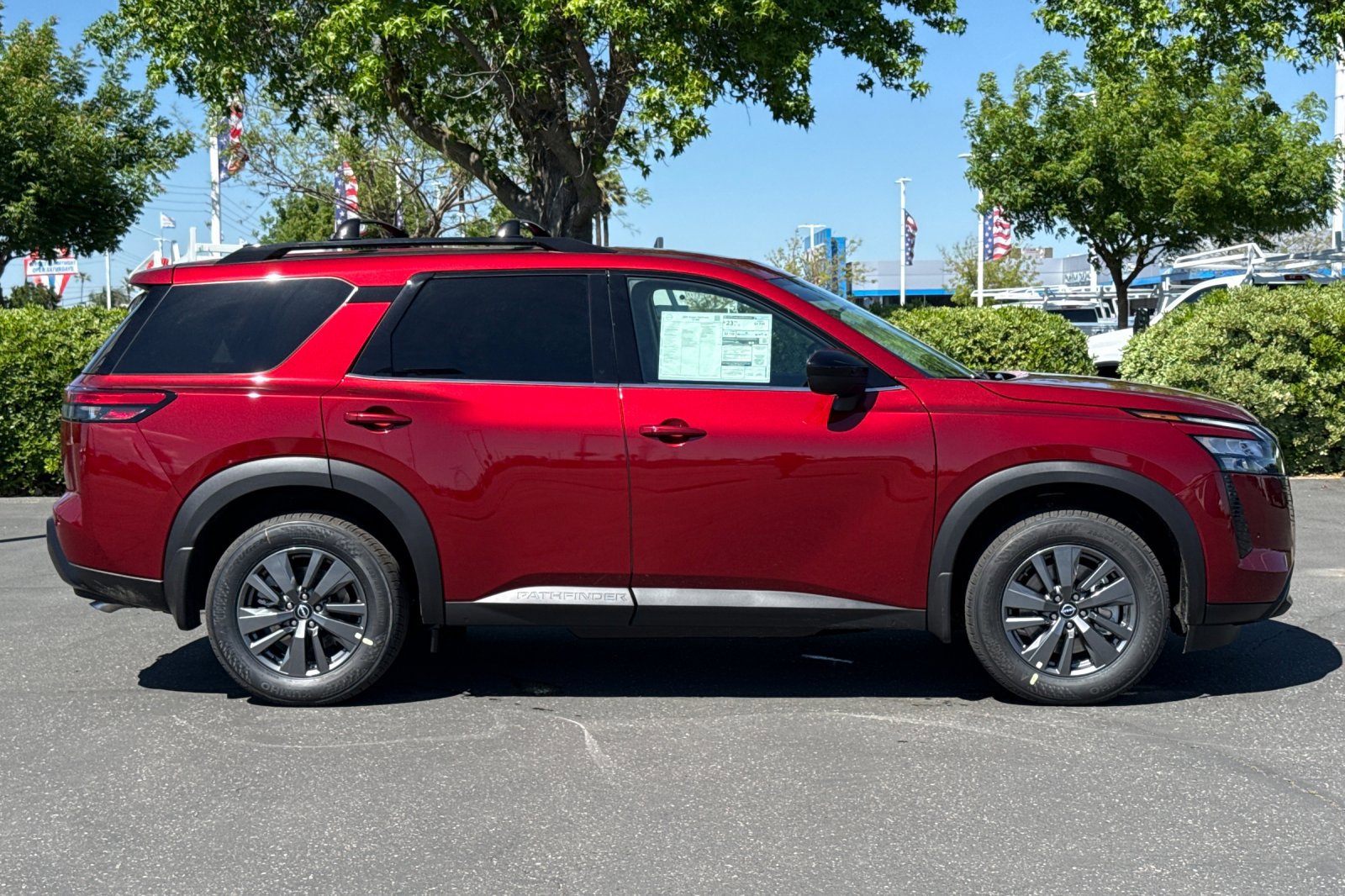 New 2026 Nissan Pathfinder SV image 3