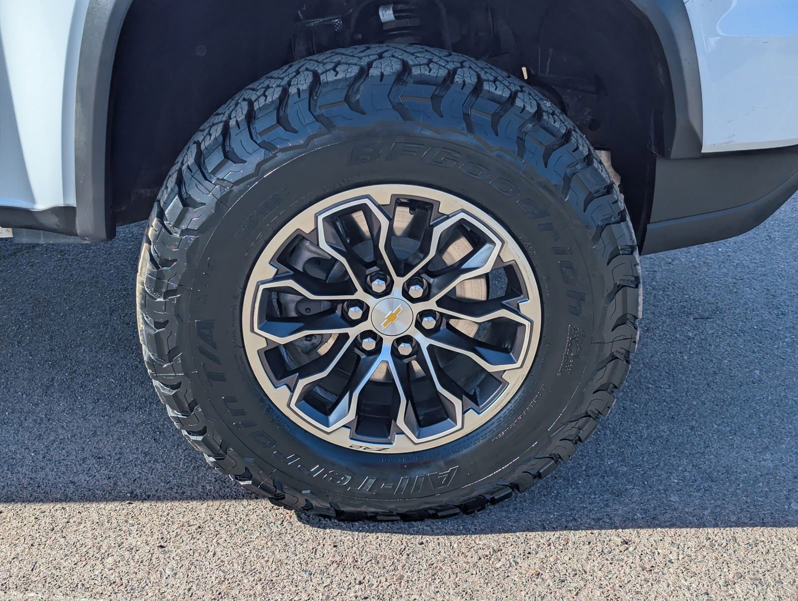 Used 2022 Chevrolet Colorado ZR2 image 10