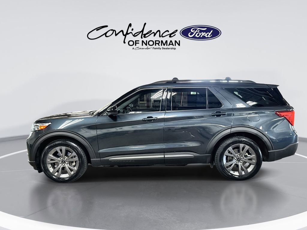 Used 2023 Ford Explorer XLT w/ Equipment Group 202A RWD image 5