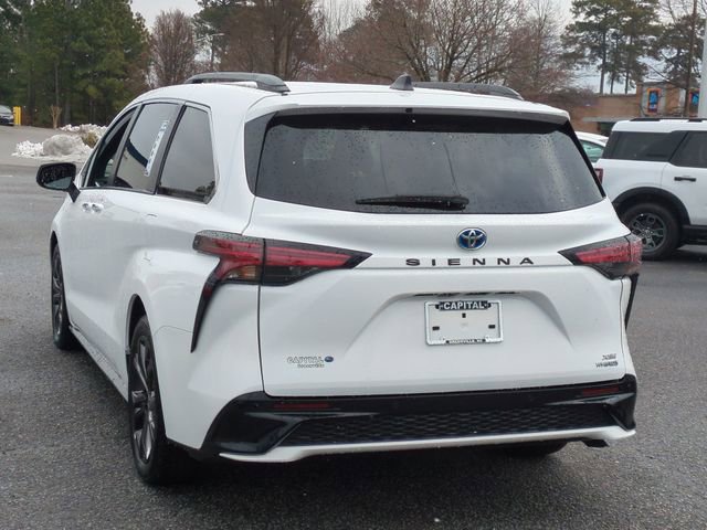 Used 2023 Toyota Sienna XSE image 5