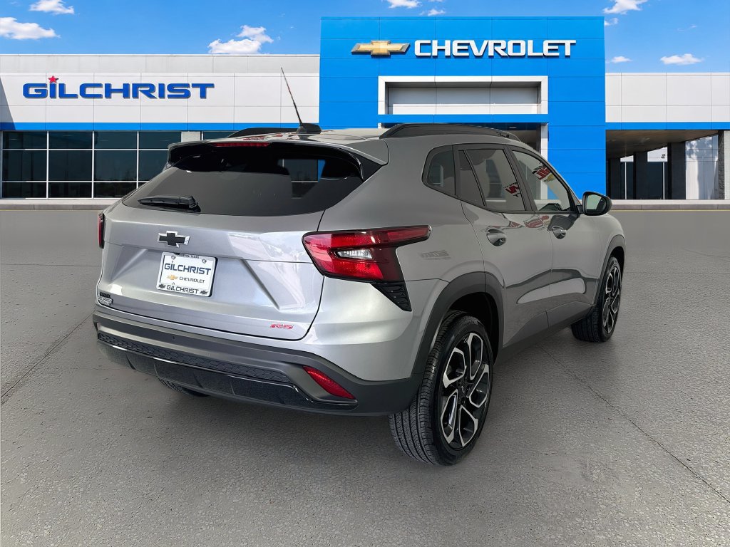 Used 2025 Chevrolet Trax RS w/ Sunroof Package FWD image 8