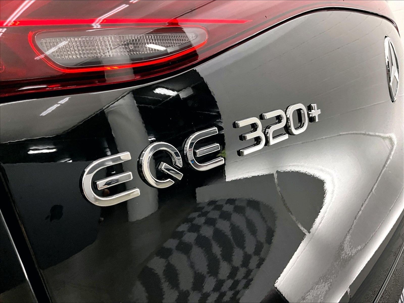 Used 2026 Mercedes-Benz EQE 320+ SUV image 7