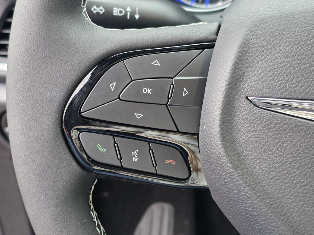 New 2026 Chrysler Pacifica Limited w/ S Appearance Package image 16