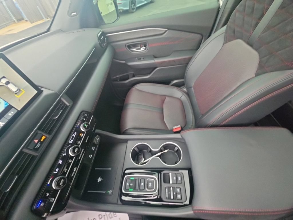 Certified 2026 Honda Pilot Black Edition image 24
