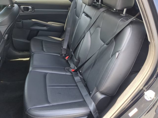 Used 2025 Kia Sorento S AWD/4WD image 18