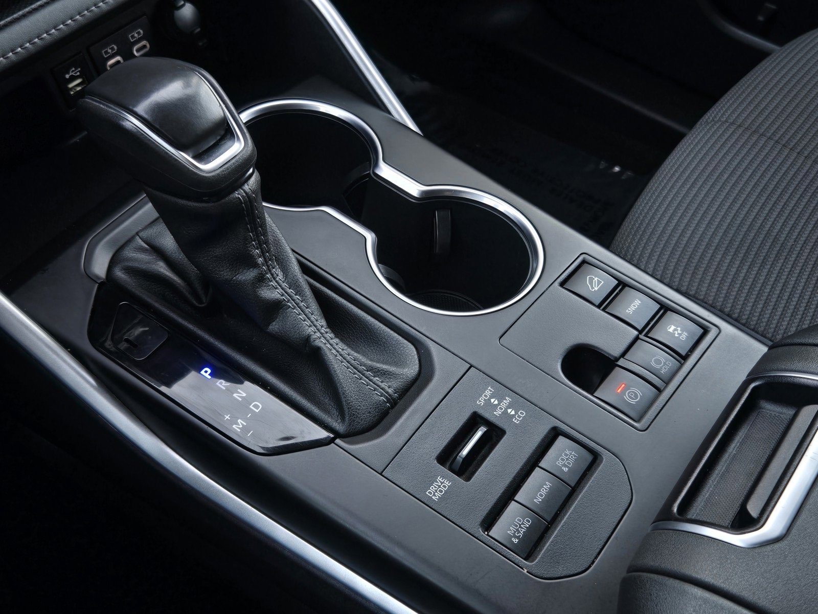 Certified 2024 Toyota Highlander LE image 17