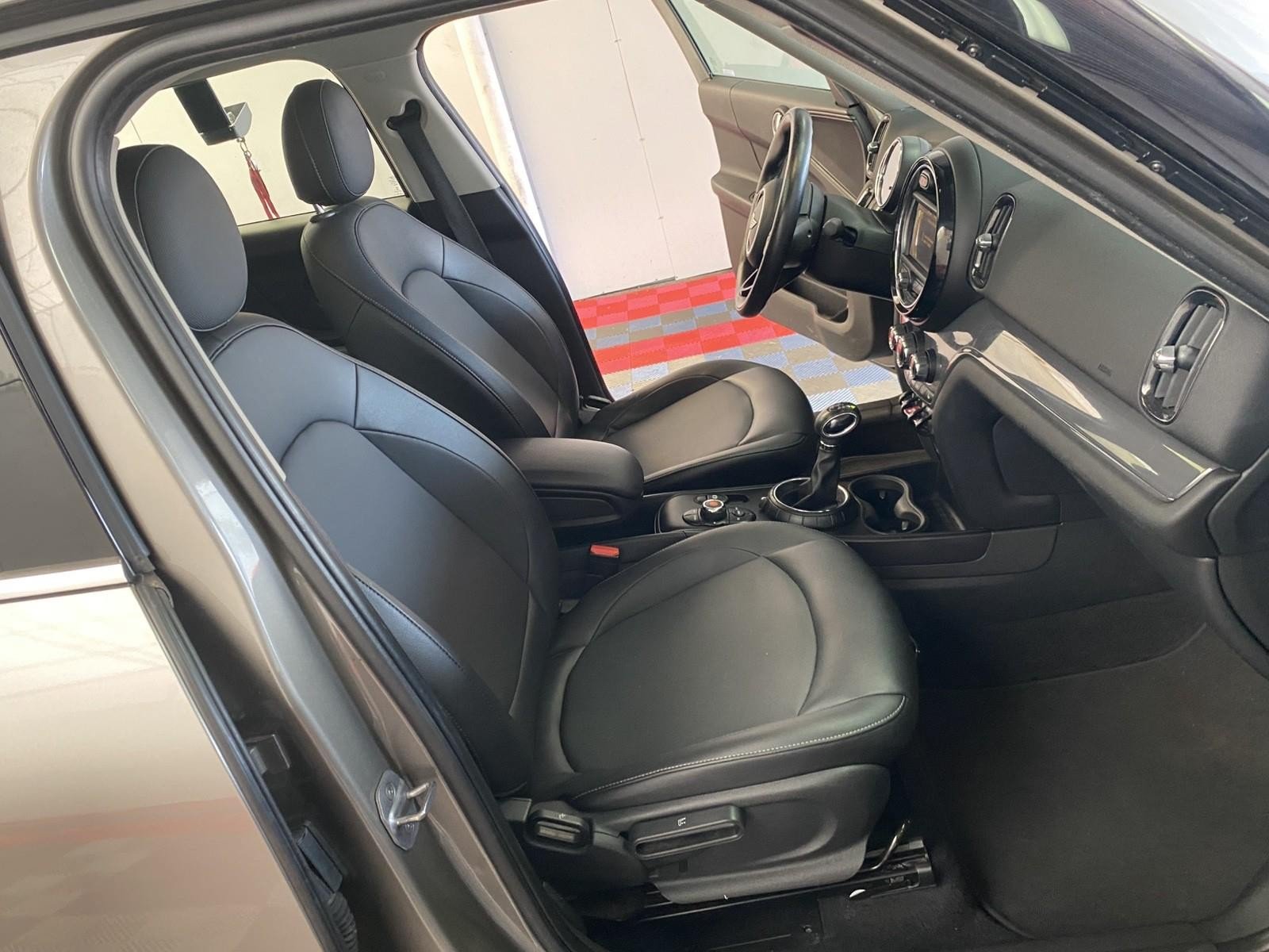 Used 2017 MINI Cooper Countryman ALL4 AWD/4WD image 9
