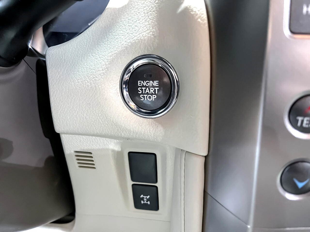 Used 2017 Lexus GX 460 image 27