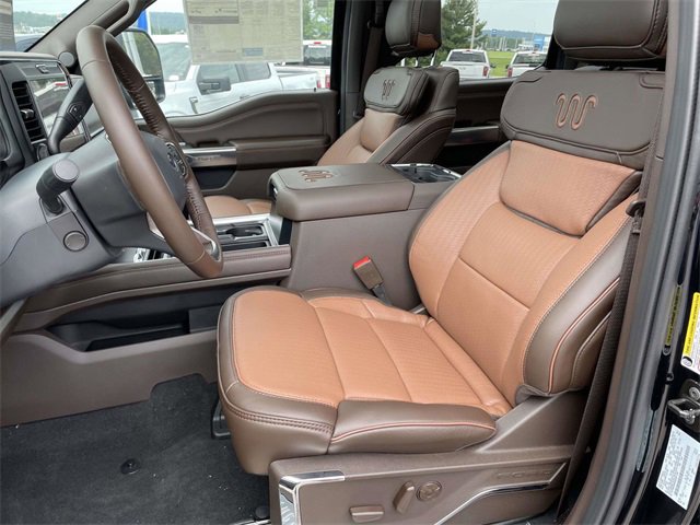 New 2025 Ford F350 King Ranch w/ Chrome Package image 9