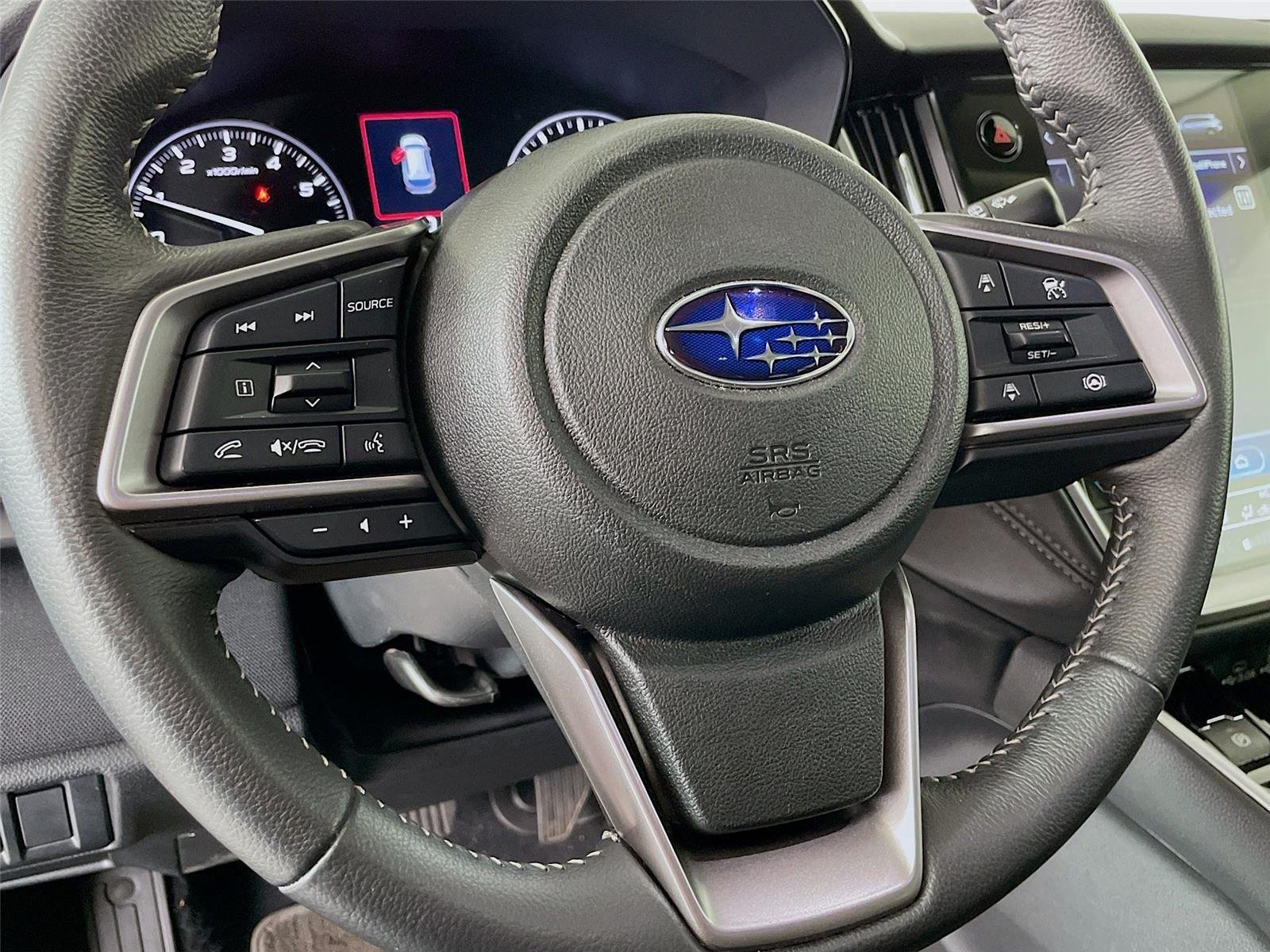 Used 2025 Subaru Outback Premium AWD/4WD image 15