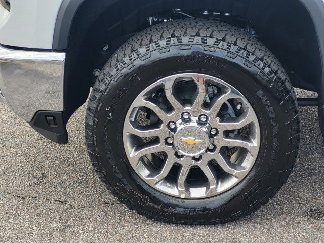 New 2026 Chevrolet Silverado 2500 LTZ w/ LTZ Premium Package image 10