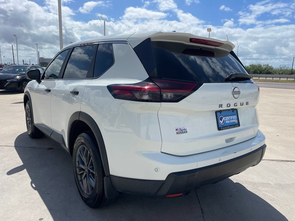 Certified 2024 Nissan Rogue S FWD image 5