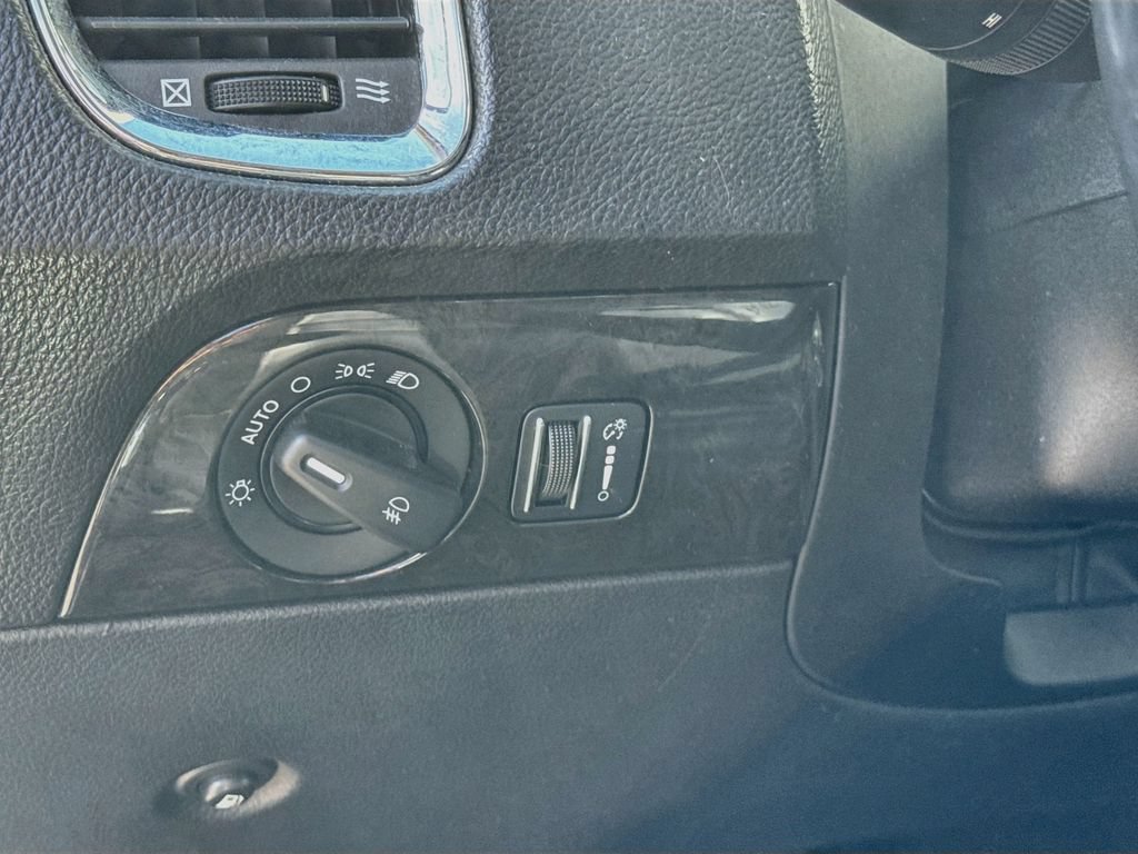 Used 2013 Dodge Durango Crew AWD/4WD image 10