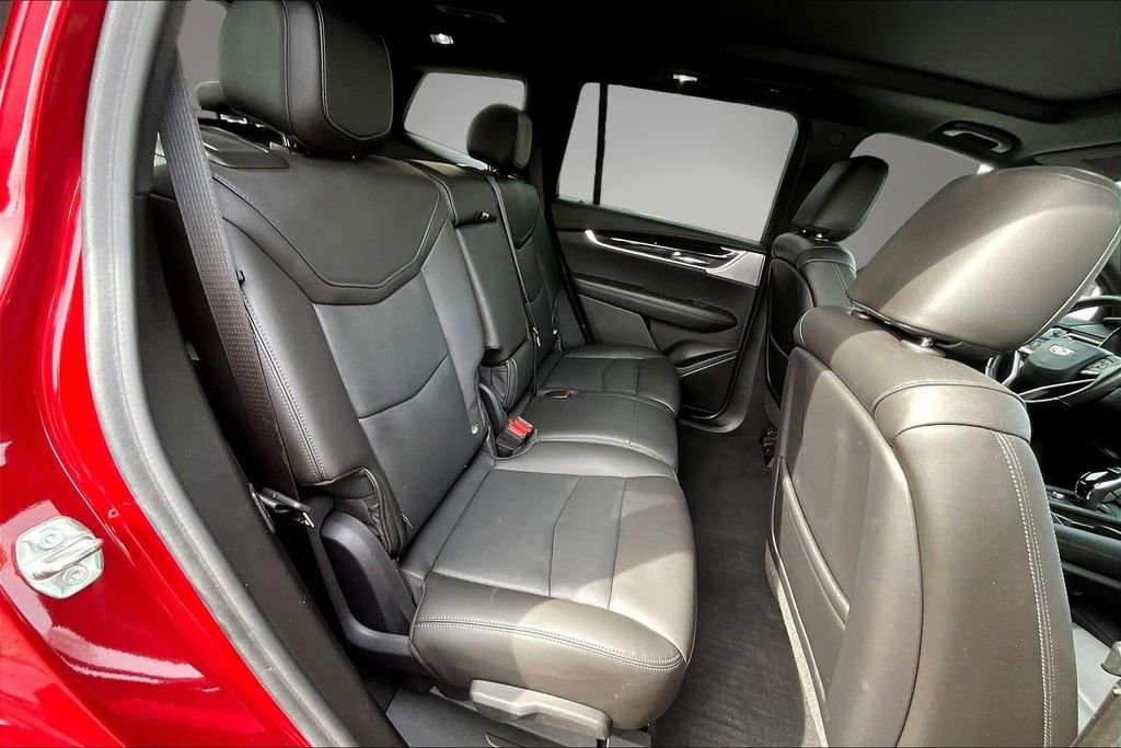 Used 2022 Cadillac XT6 Premium Luxury AWD/4WD image 25
