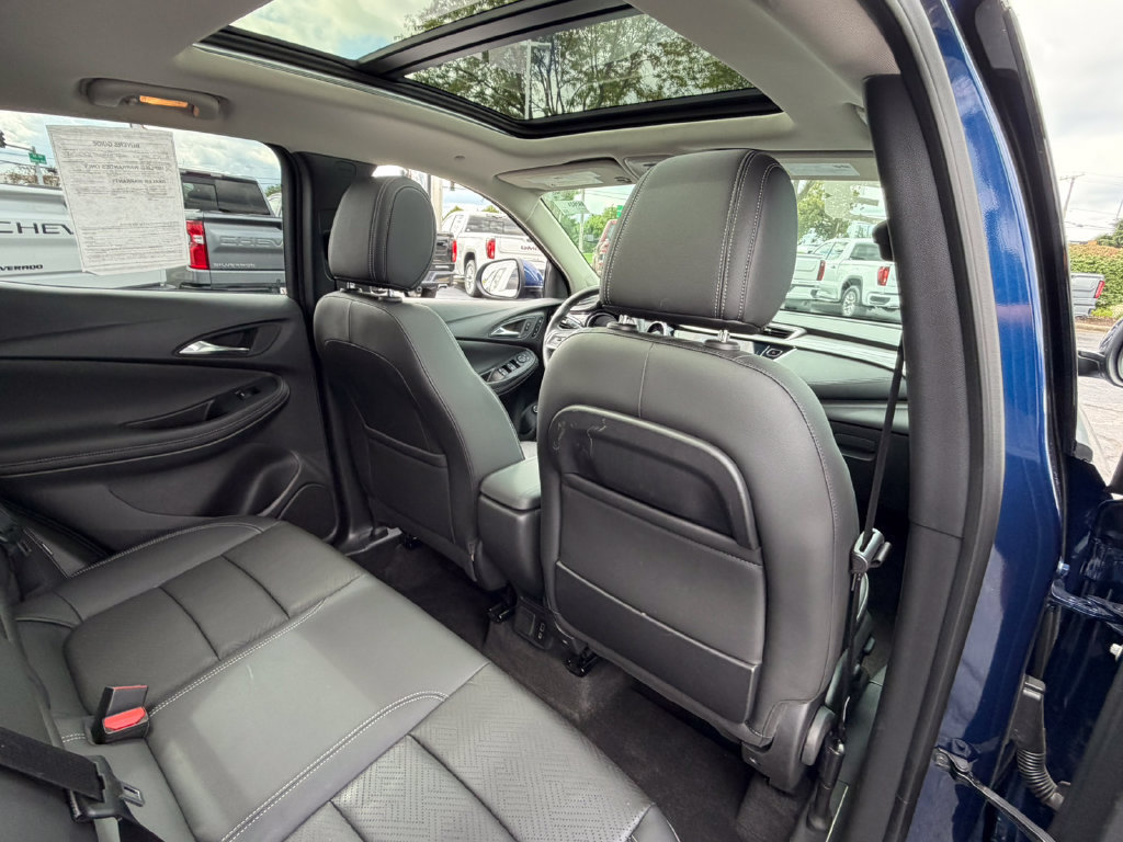 Certified 2023 Buick Encore GX Essence w/ Experience Buick Package FWD image 14
