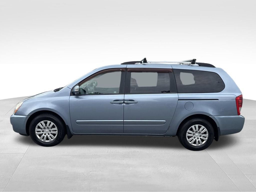 Used 2014 Kia Sedona LX FWD image 2