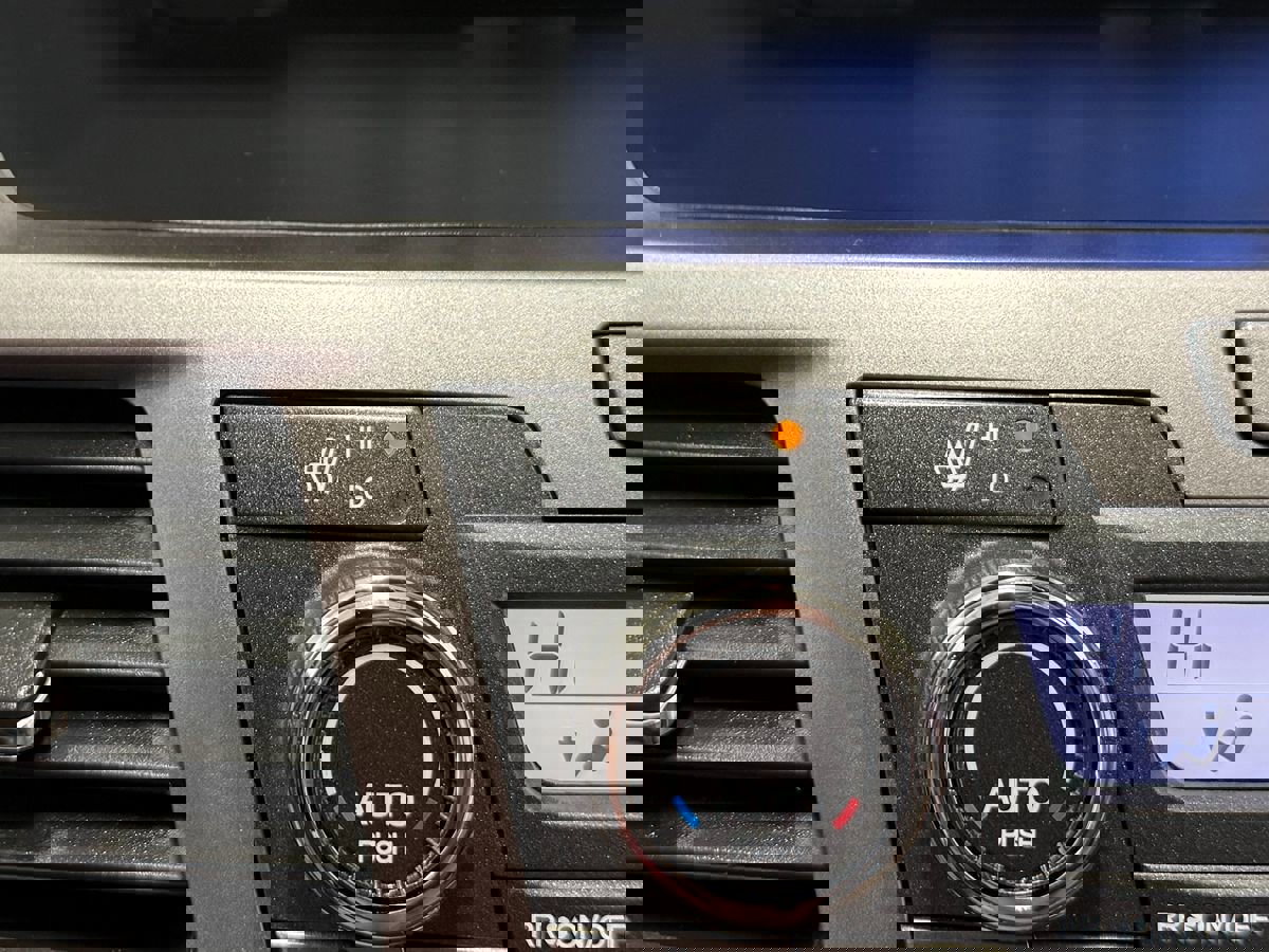 Used 2015 Honda Odyssey EX-L image 24