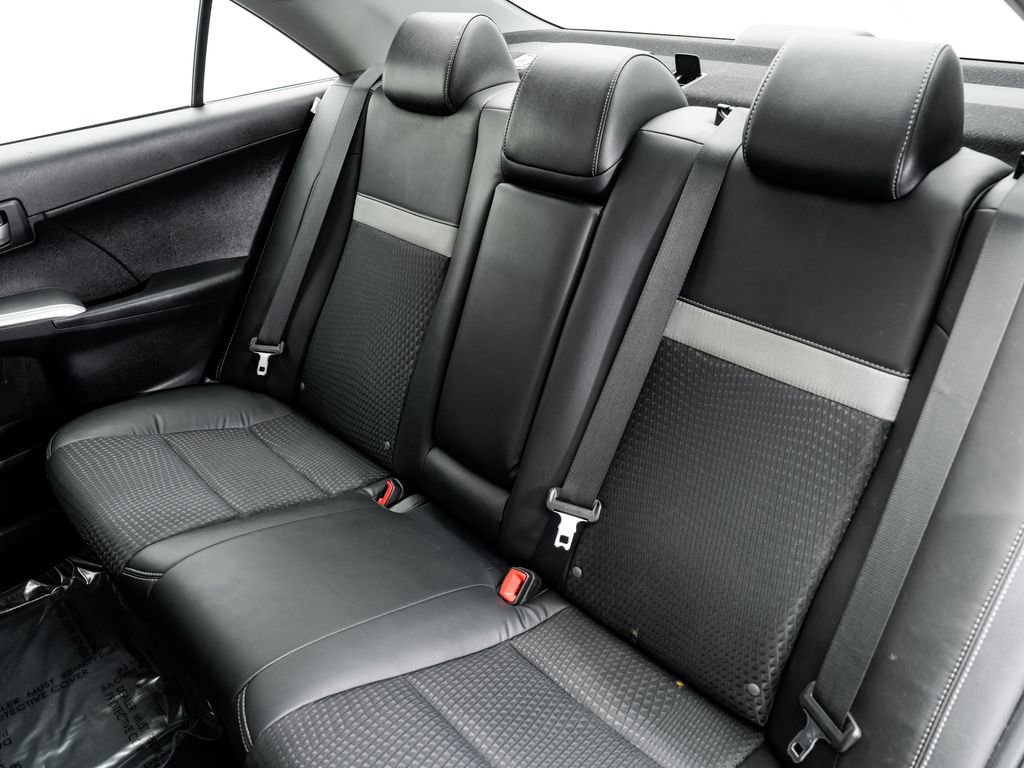 Used 2012 Toyota Camry SE image 23