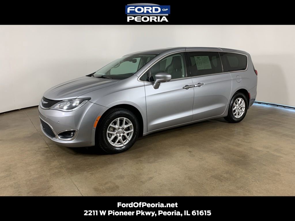 Used 2020 Chrysler Pacifica Touring w/ Advanced Safetytec Group FWD image 1