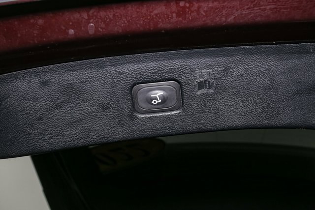 Used 2022 Ford Edge SEL w/ Convenience Package image 12