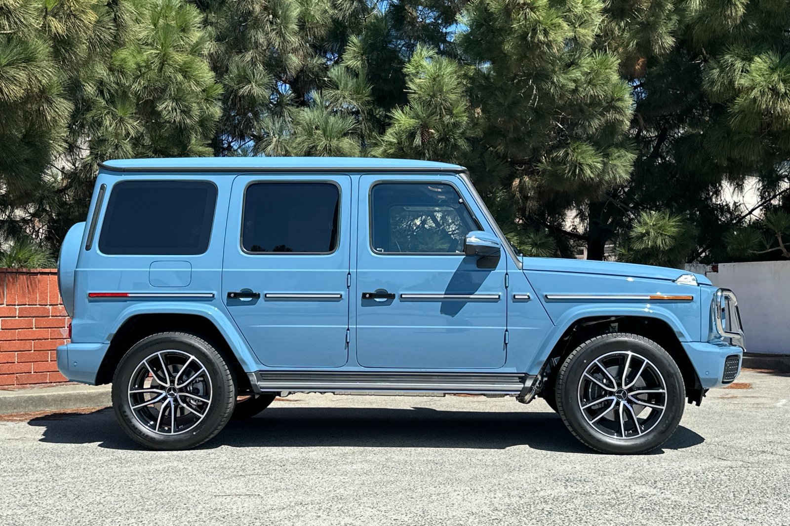 New 2026 Mercedes-Benz G 550 image 3