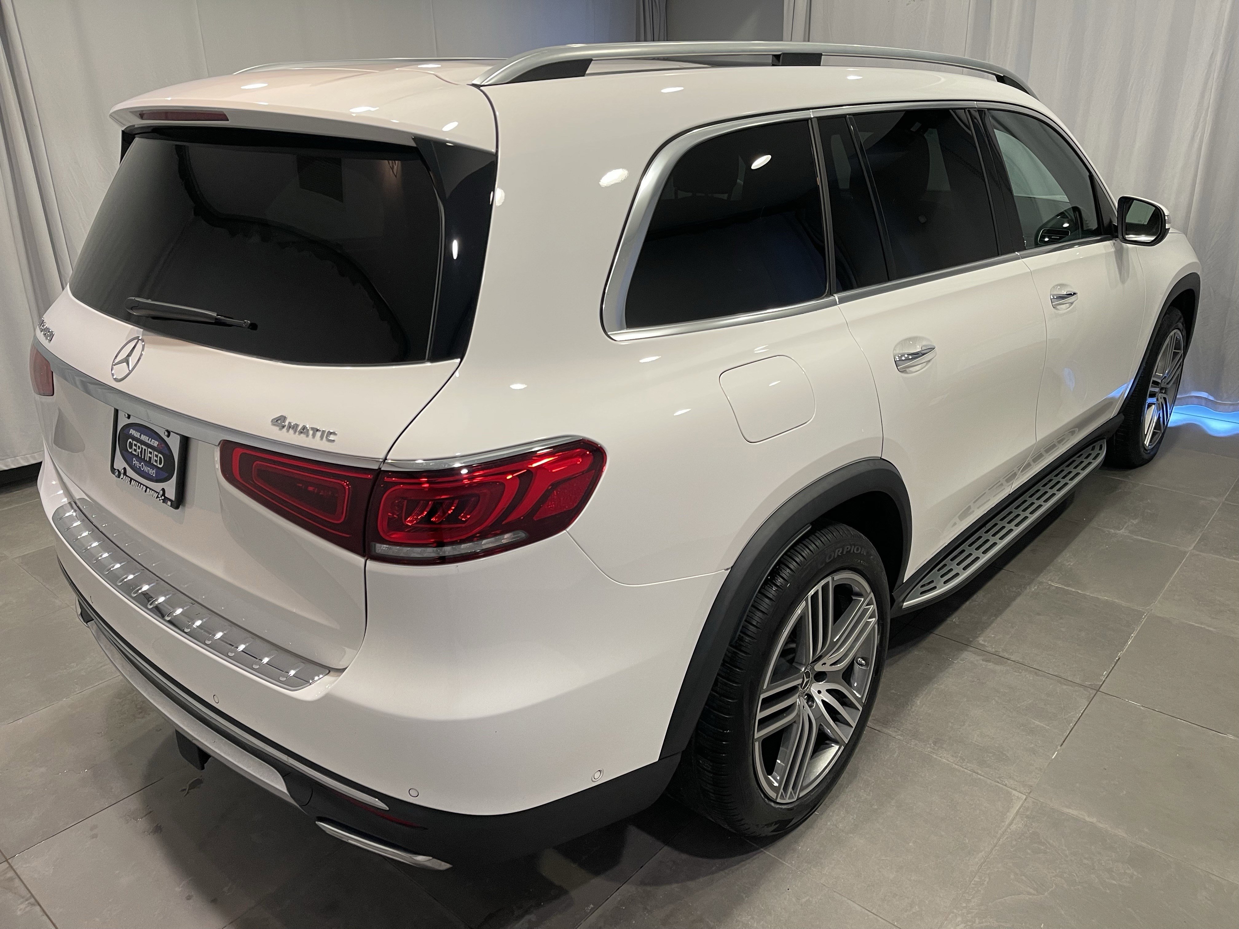 Used 2022 Mercedes-Benz GLS 450 4MATIC image 7