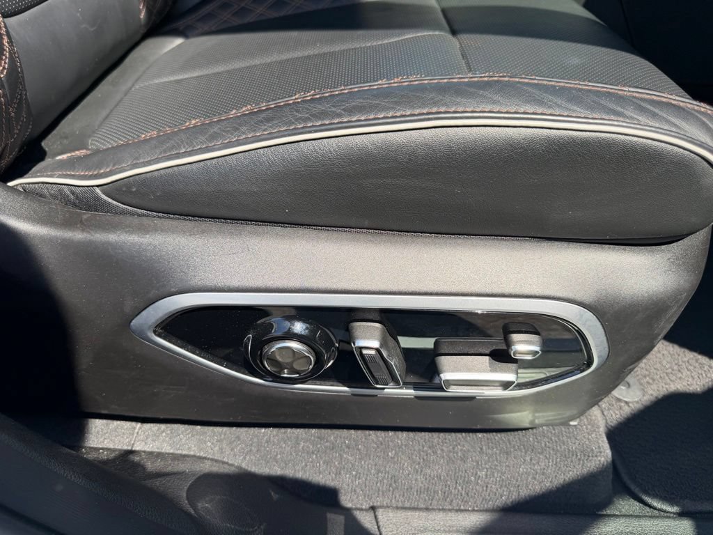 Used 2025 Jeep Grand Cherokee Summit AWD/4WD image 33