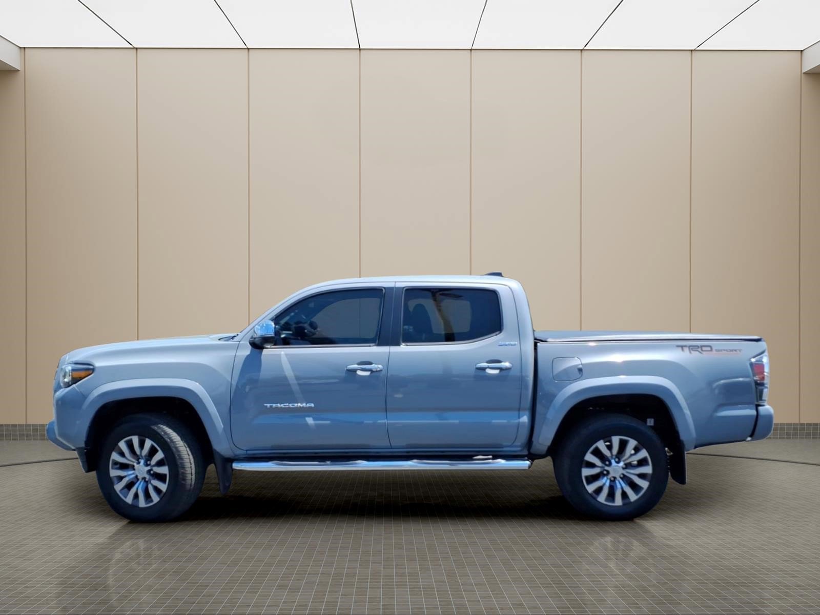 Used 2021 Toyota Tacoma Limited AWD/4WD image 11