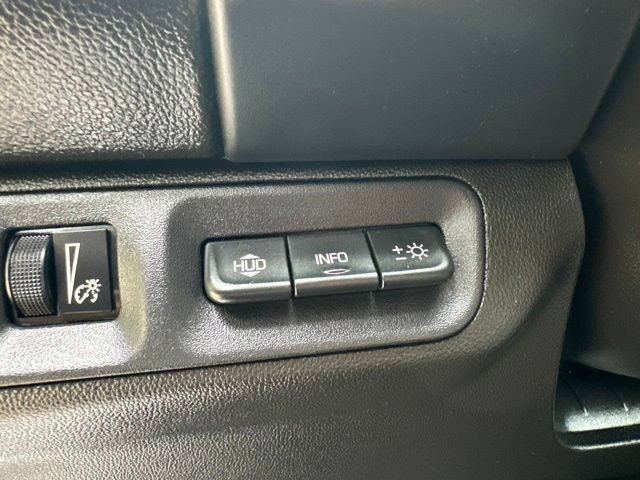Used 2021 GMC Acadia Denali w/ Denali Ultimate Package AWD/4WD image 32