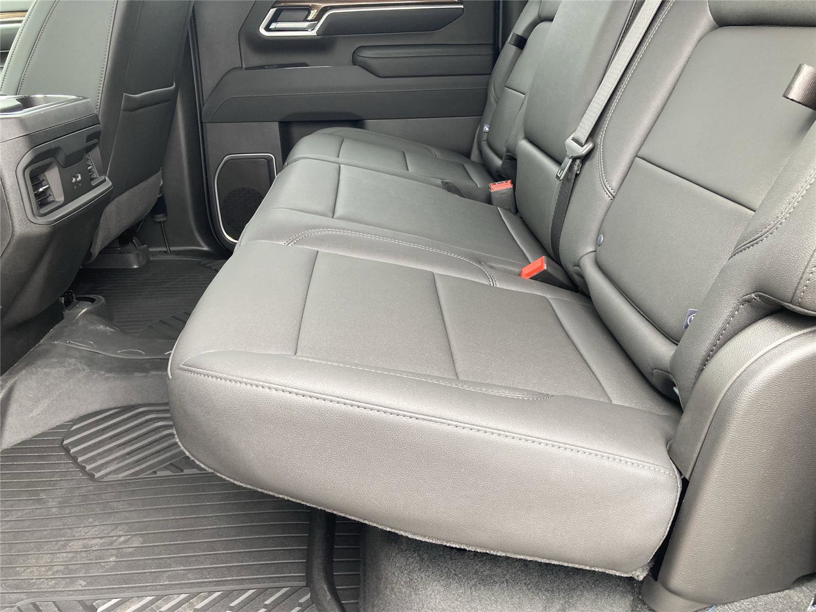 New 2026 Chevrolet Silverado 2500 LT w/ All Star Edition image 16