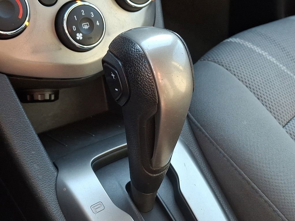 Used 2015 Chevrolet Sonic LT image 16