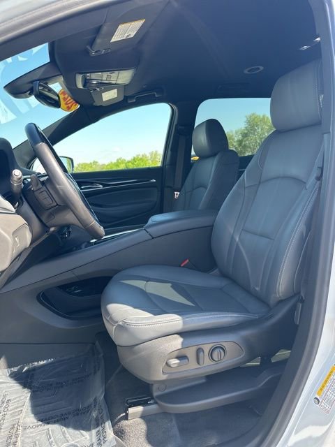 Used 2024 Buick Enclave Essence FWD image 40