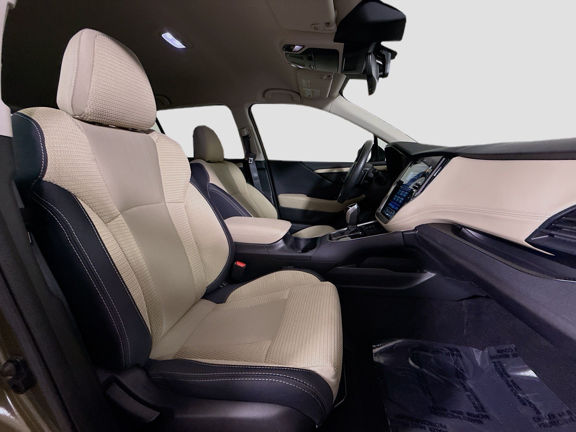 Used 2025 Subaru Outback Premium AWD/4WD image 29