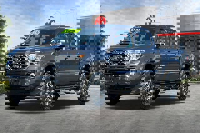 Used 2021 Toyota Tacoma TRD Sport w/ Technology Package image 9