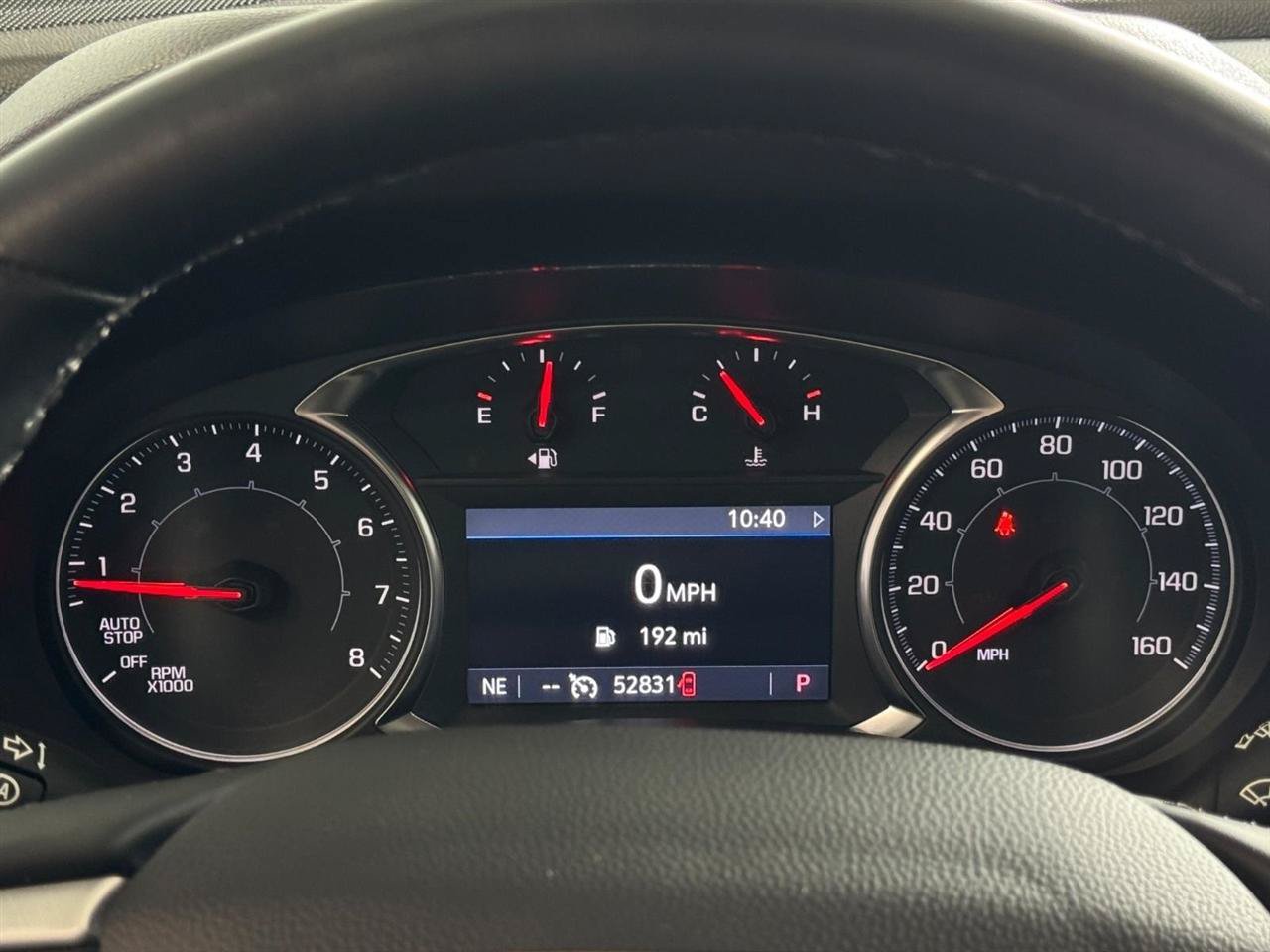 Used 2024 GMC Terrain SLT AWD/4WD image 12
