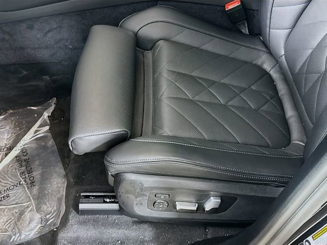 Used 2026 BMW X5 xDrive40i w/ Premium Package image 19