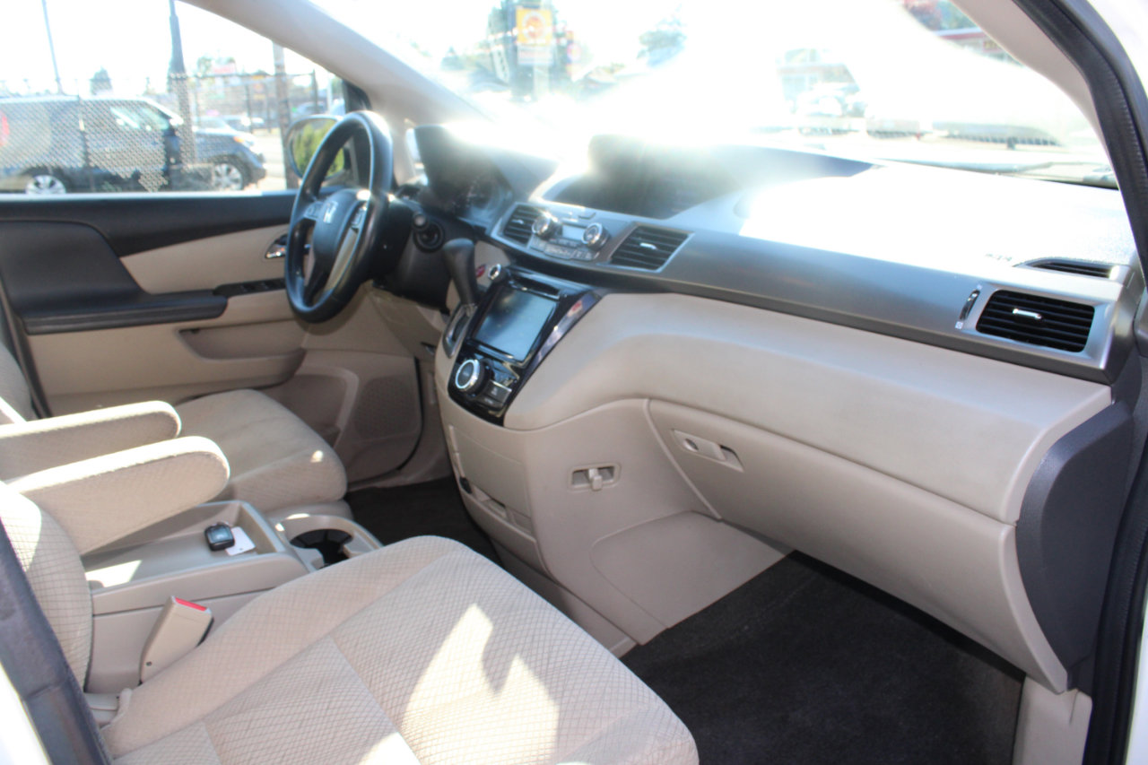 Used 2016 Honda Odyssey EX image 17