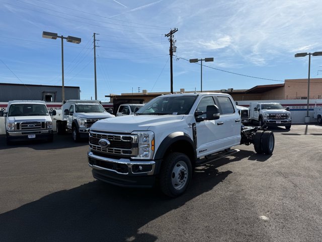 New 2026 Ford F550 4x4 Crew Cab image 5