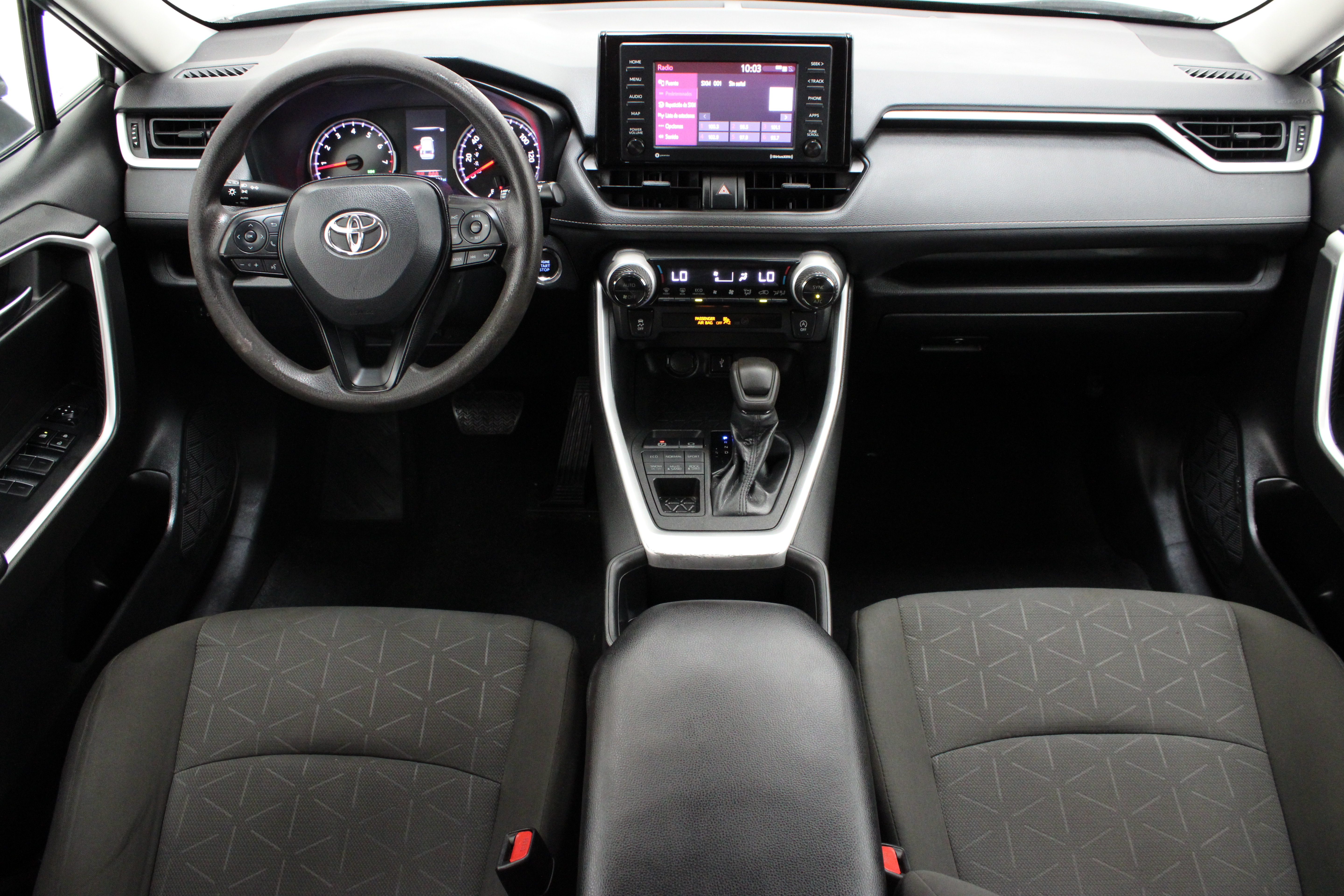 Used 2022 Toyota RAV4 XLE AWD/4WD image 28