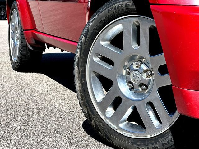 Used 2011 Dodge Nitro Heat image 2