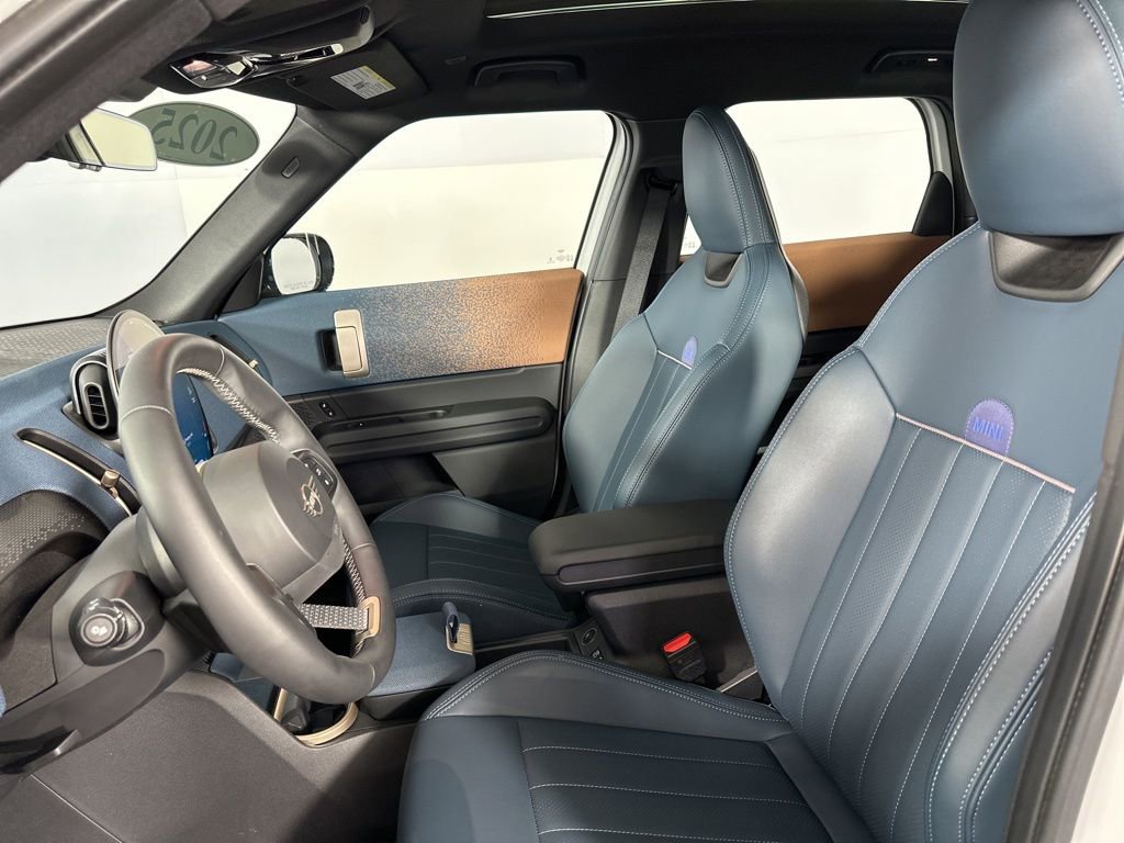 Certified 2025 MINI Cooper Countryman SE AWD/4WD image 10