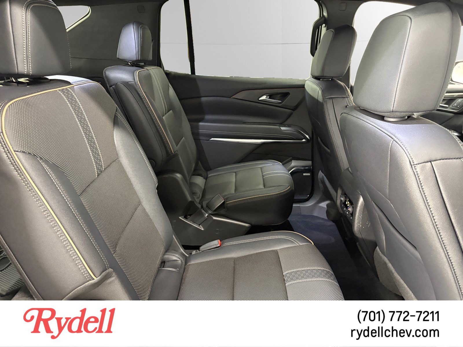 Used 2026 Chevrolet Traverse High Country w/ LPO, Floor Liner Package AWD/4WD image 18