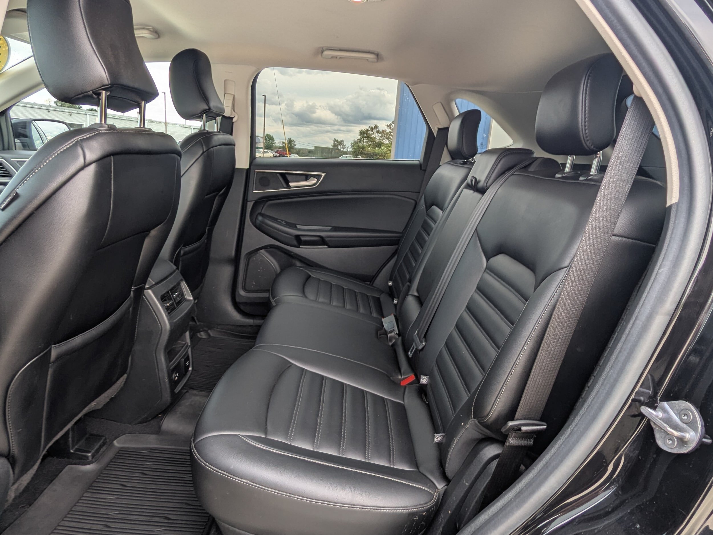 Used 2021 Ford Edge SEL w/ Convenience Package AWD/4WD image 11