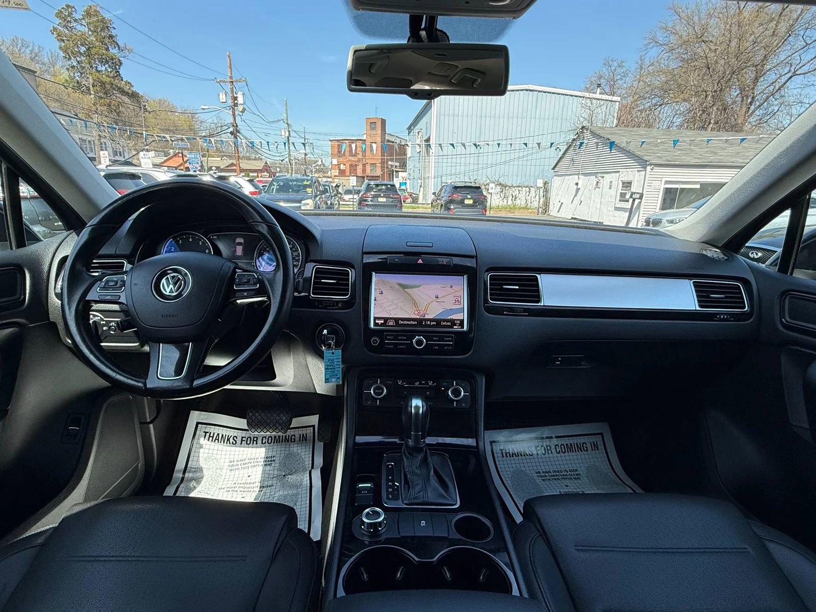 Used 2012 Volkswagen Touareg Sport image 44