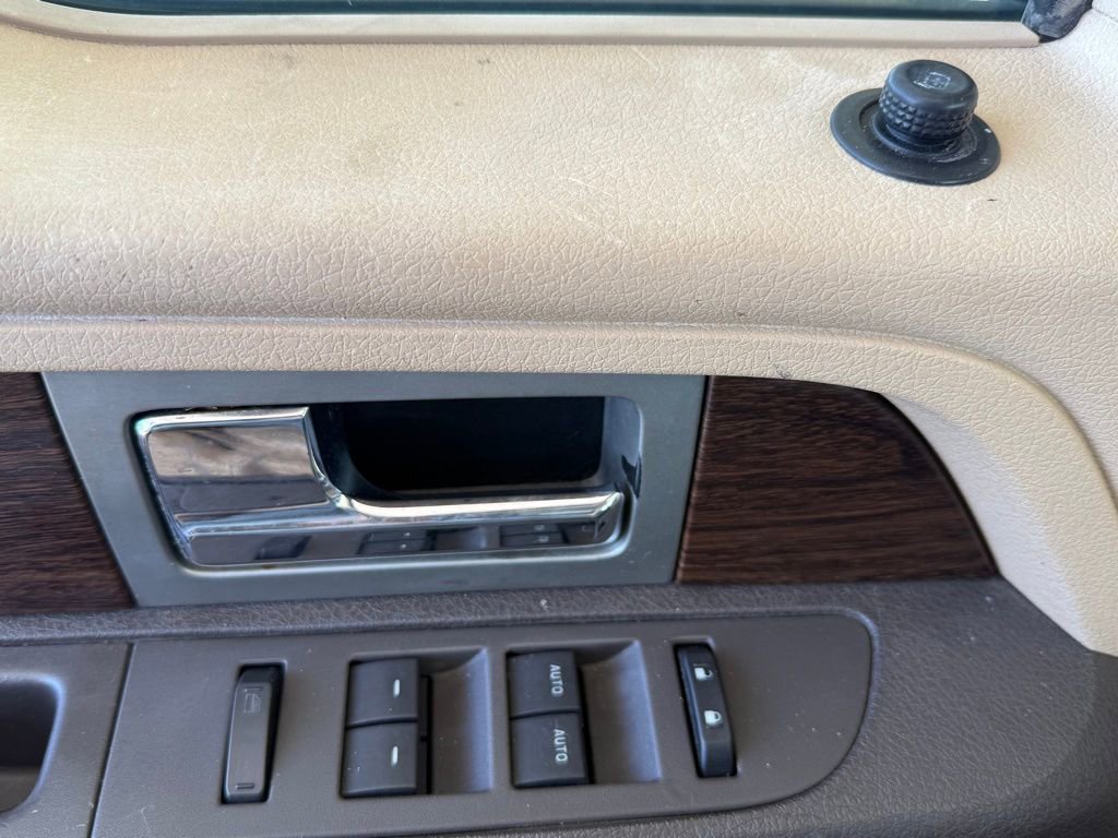 Used 2013 Ford F150 Lariat w/ Luxury Equipment Group image 36