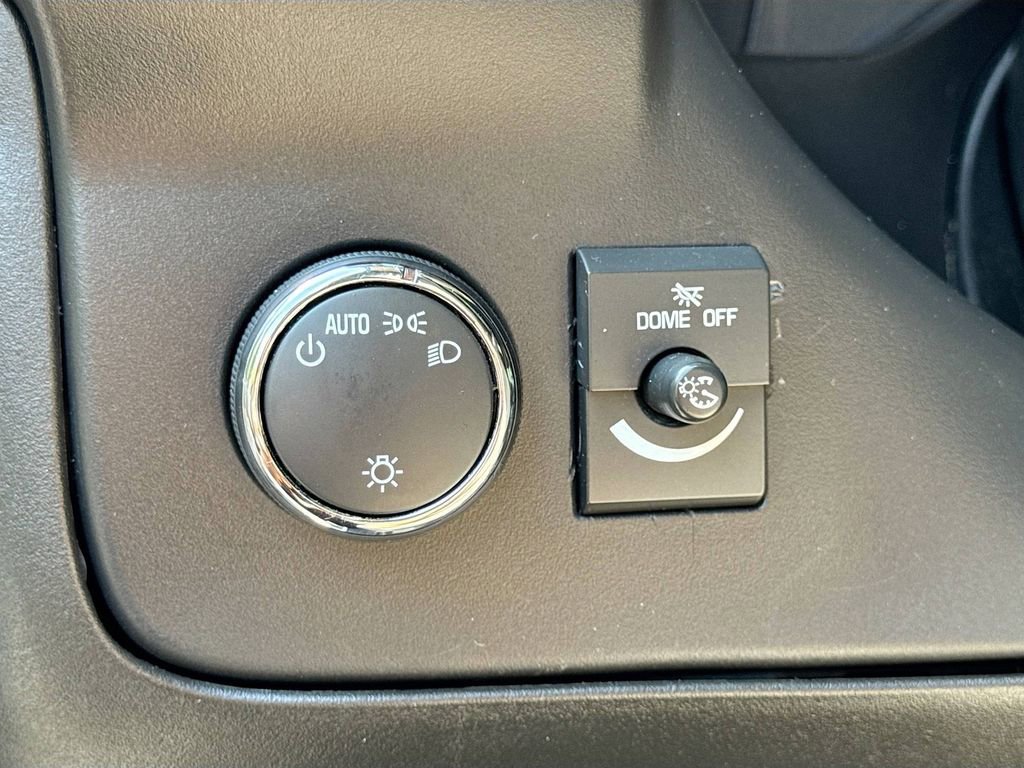 Used 2023 Chevrolet Express 2500 w/ Driver Convenience Package image 10