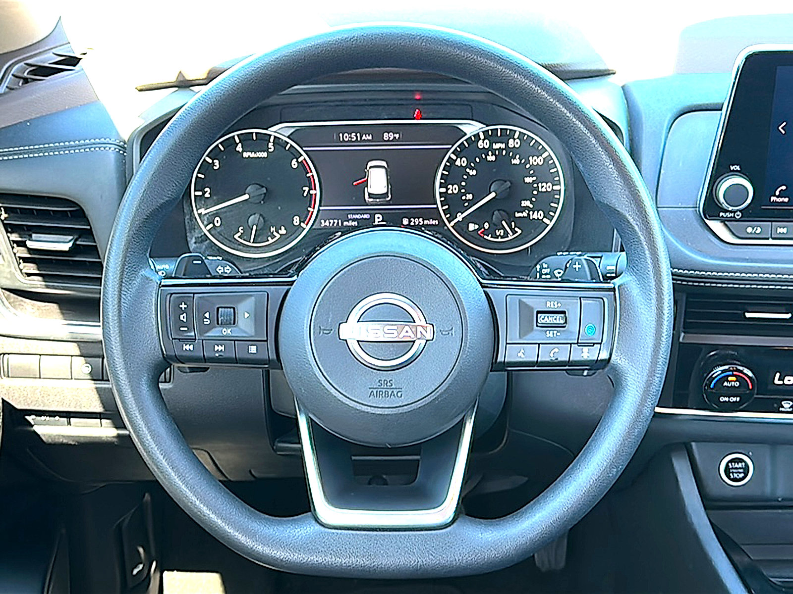 Used 2023 Nissan Rogue SV FWD image 27