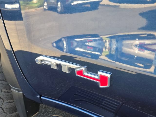 Used 2019 GMC Sierra 1500 AT4 w/ AT4 Premium Package AWD/4WD image 10