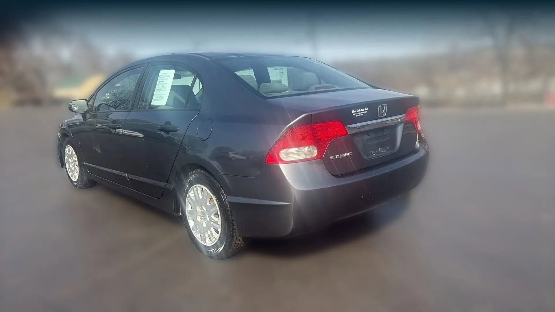 Used 2011 Honda Civic DX-VP image 2